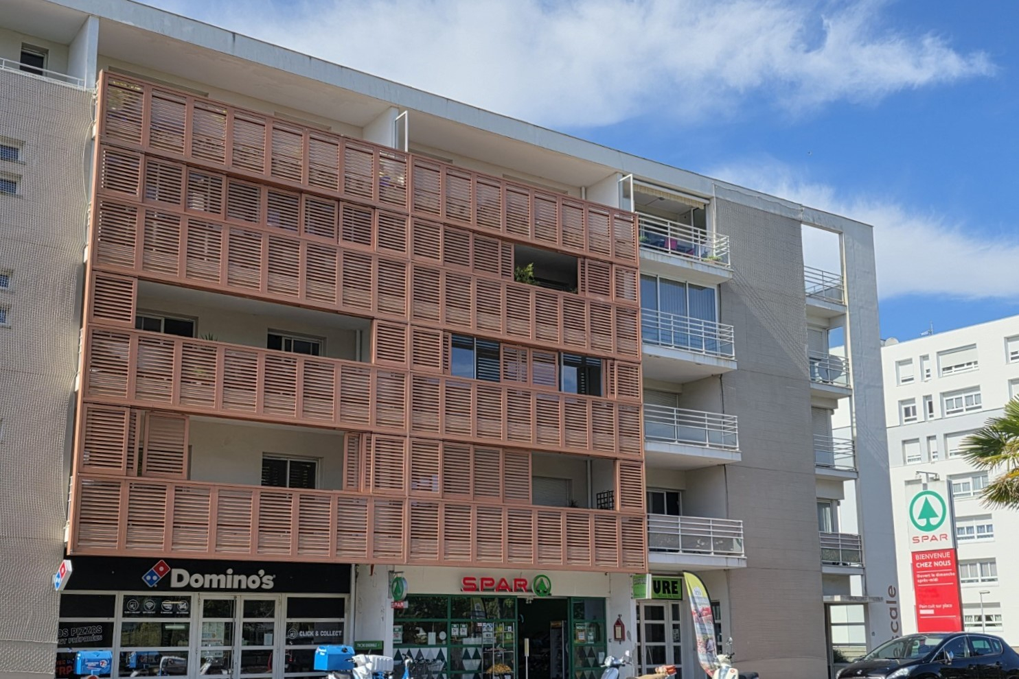 Parking / box Royan