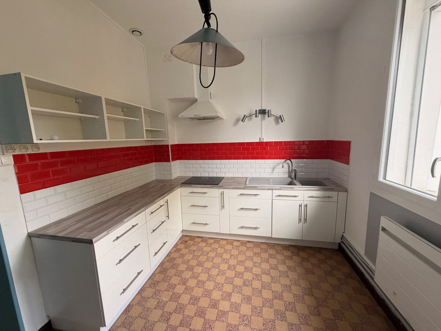 LOCATION: Appartement Royan 4 pièce(s) 85.67 m2