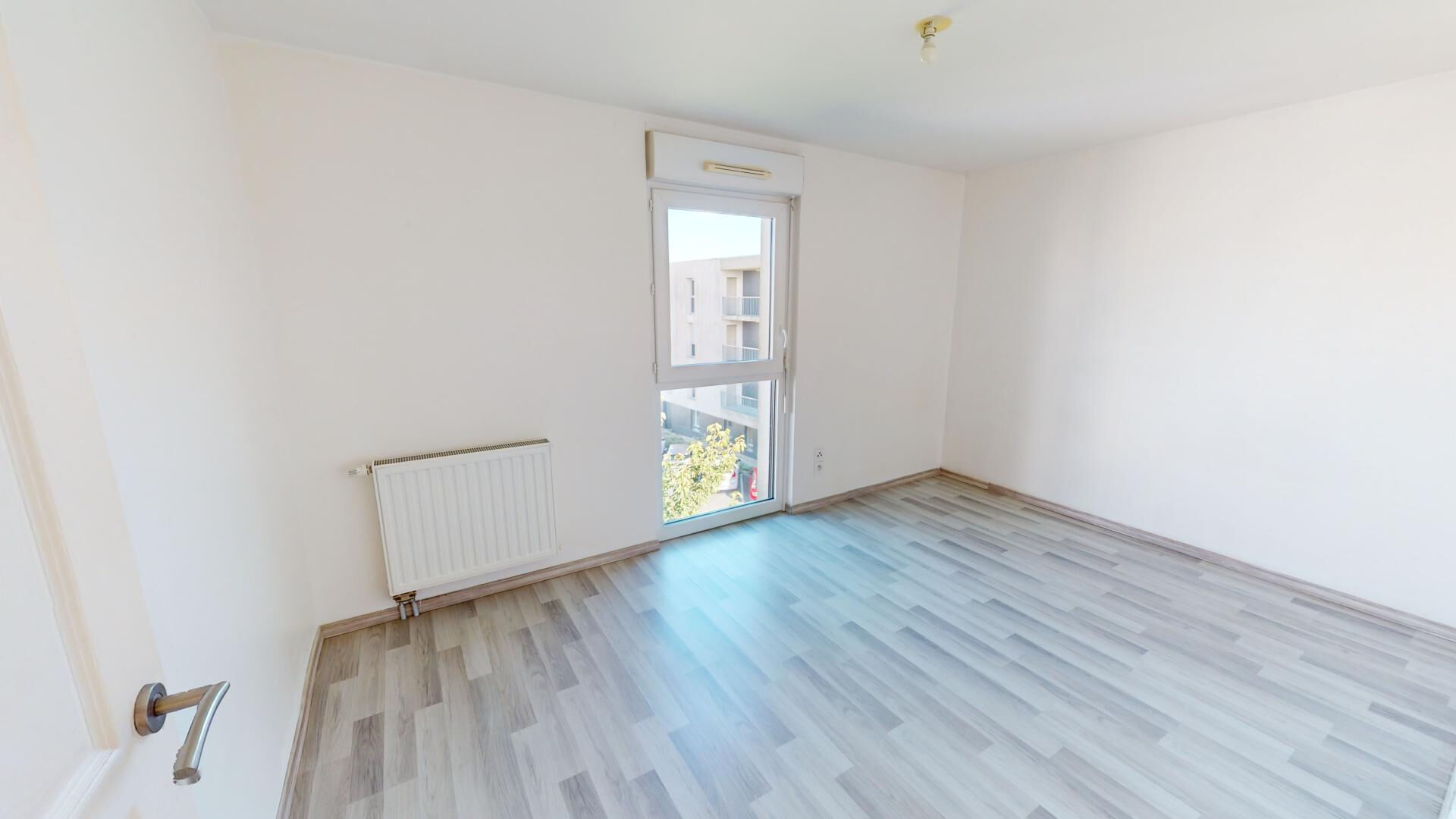 LOCATION: appartement de 3 pièces (56 m²) à ROYAN