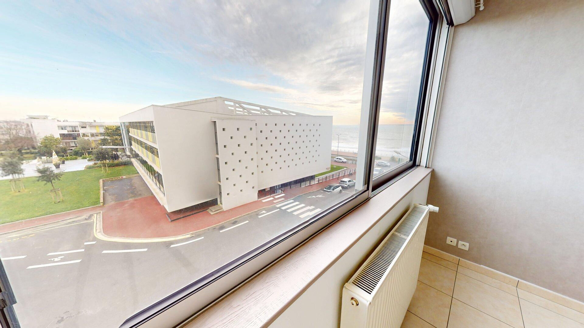 À vendre : Appartement 2 pièces 50 m de la mer à Royan