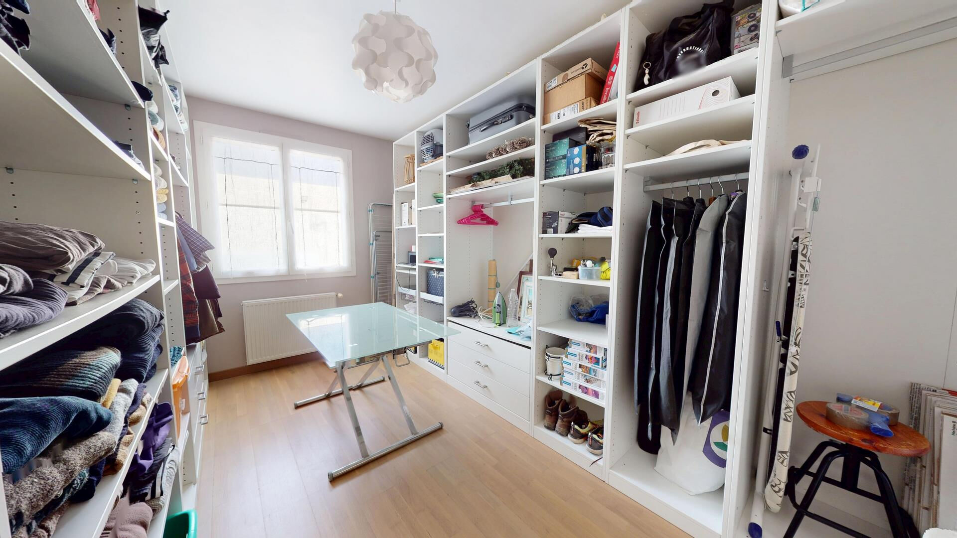 Maison à vendre à Royan - 4 pièces, 3 chambres, garage double