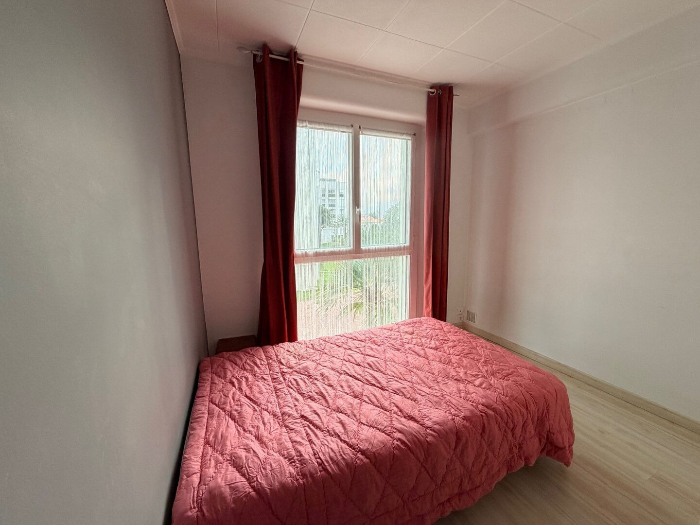 APPARTEMENT DE TYPE 2 meublé à louer à Royan