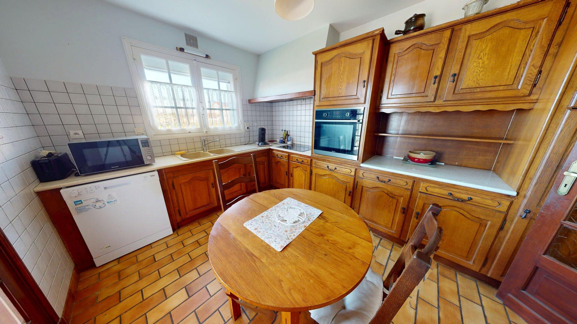 Maison 4 pièces à vendre à Royan, secteur Métairie, proche commodités