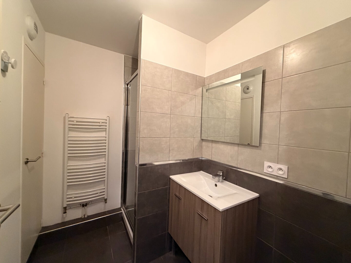 LOCATION APPARTEMENT ROYAN - PROCHE CENTRE ET GARE