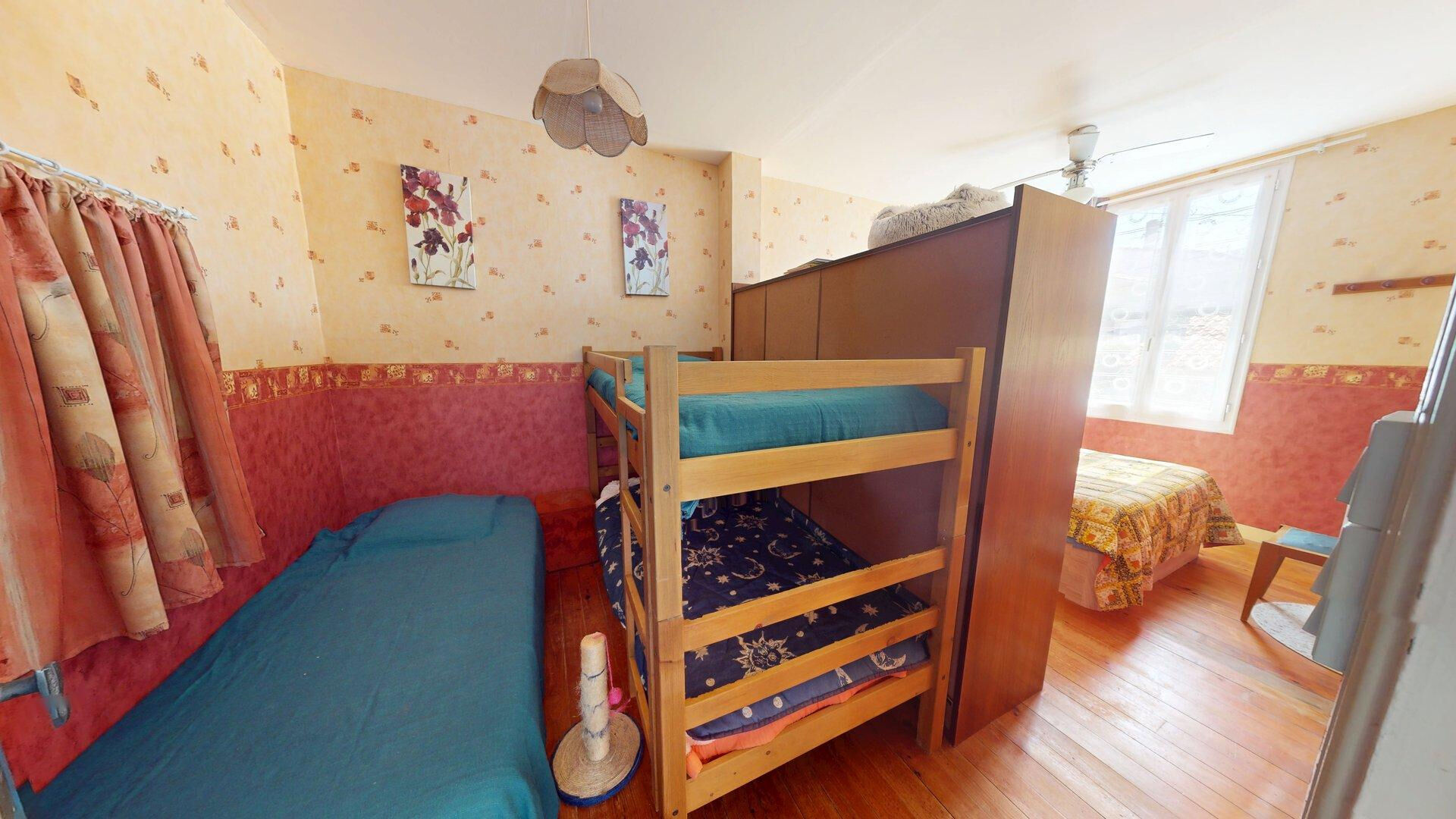 Maison 3 pièces à vendre à Royan, proche commodités et mer