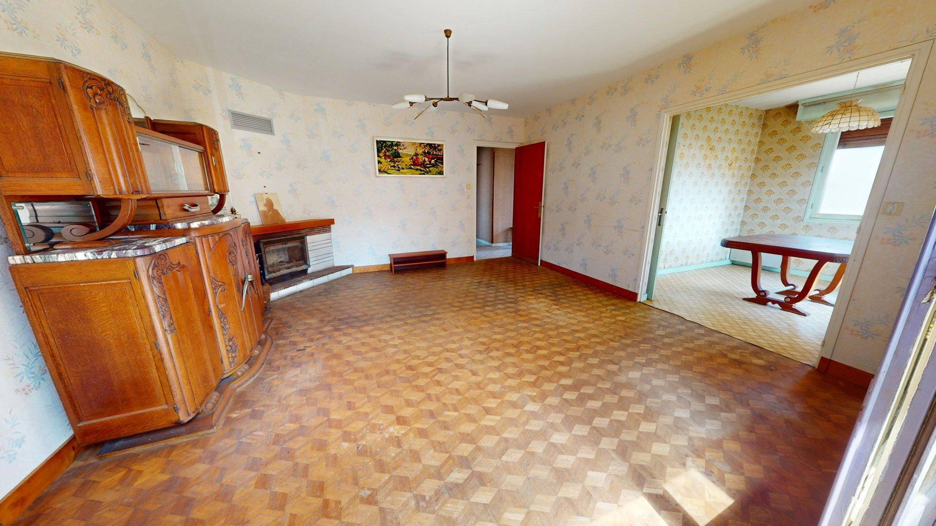 Maison 8 pièces à vendre à Royan, proche commodités et mer