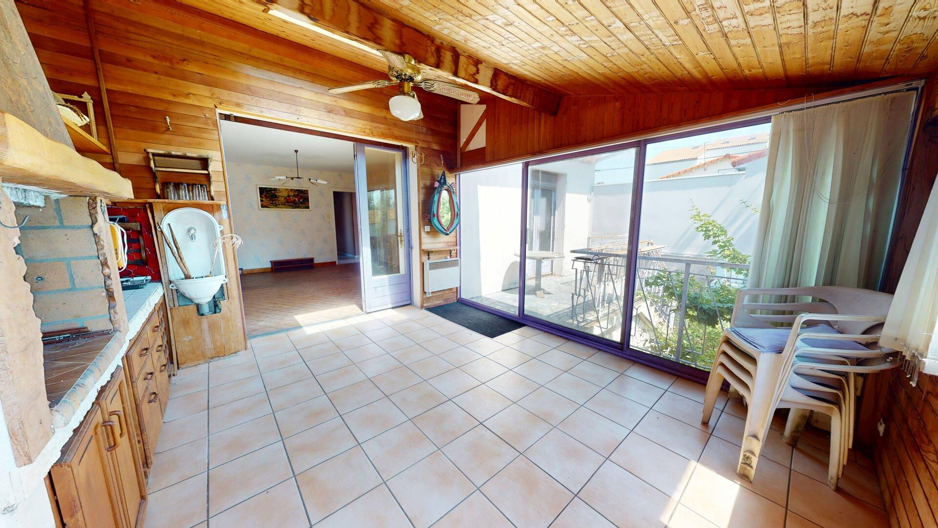 Maison 8 pièces à vendre à Royan, proche commodités et mer