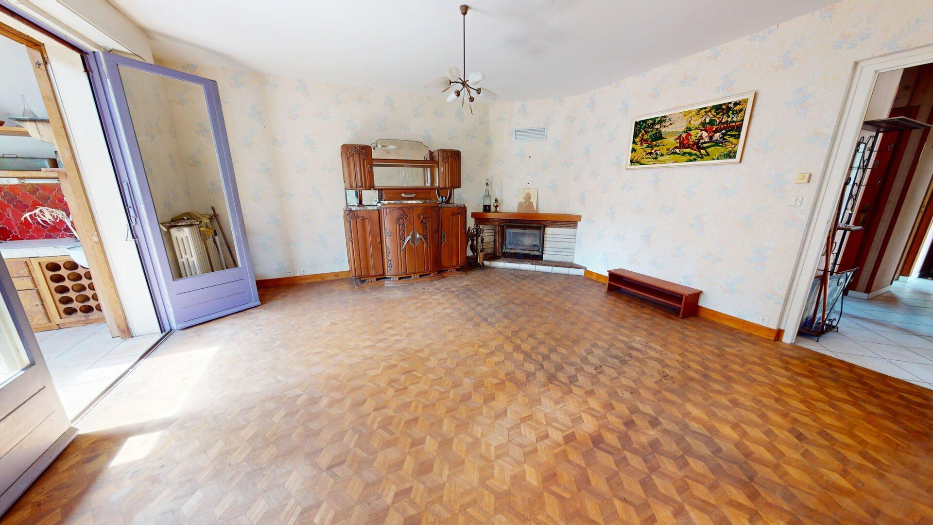 Maison 8 pièces à vendre à Royan, proche commodités et mer