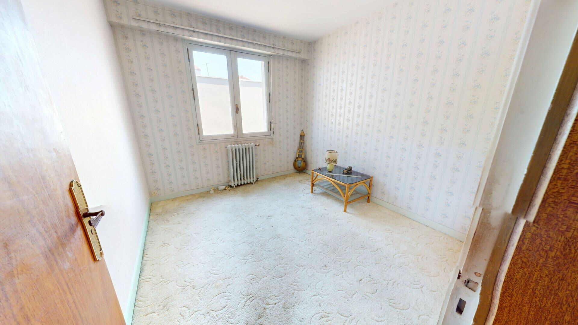 Maison 8 pièces à vendre à Royan, proche commodités et mer