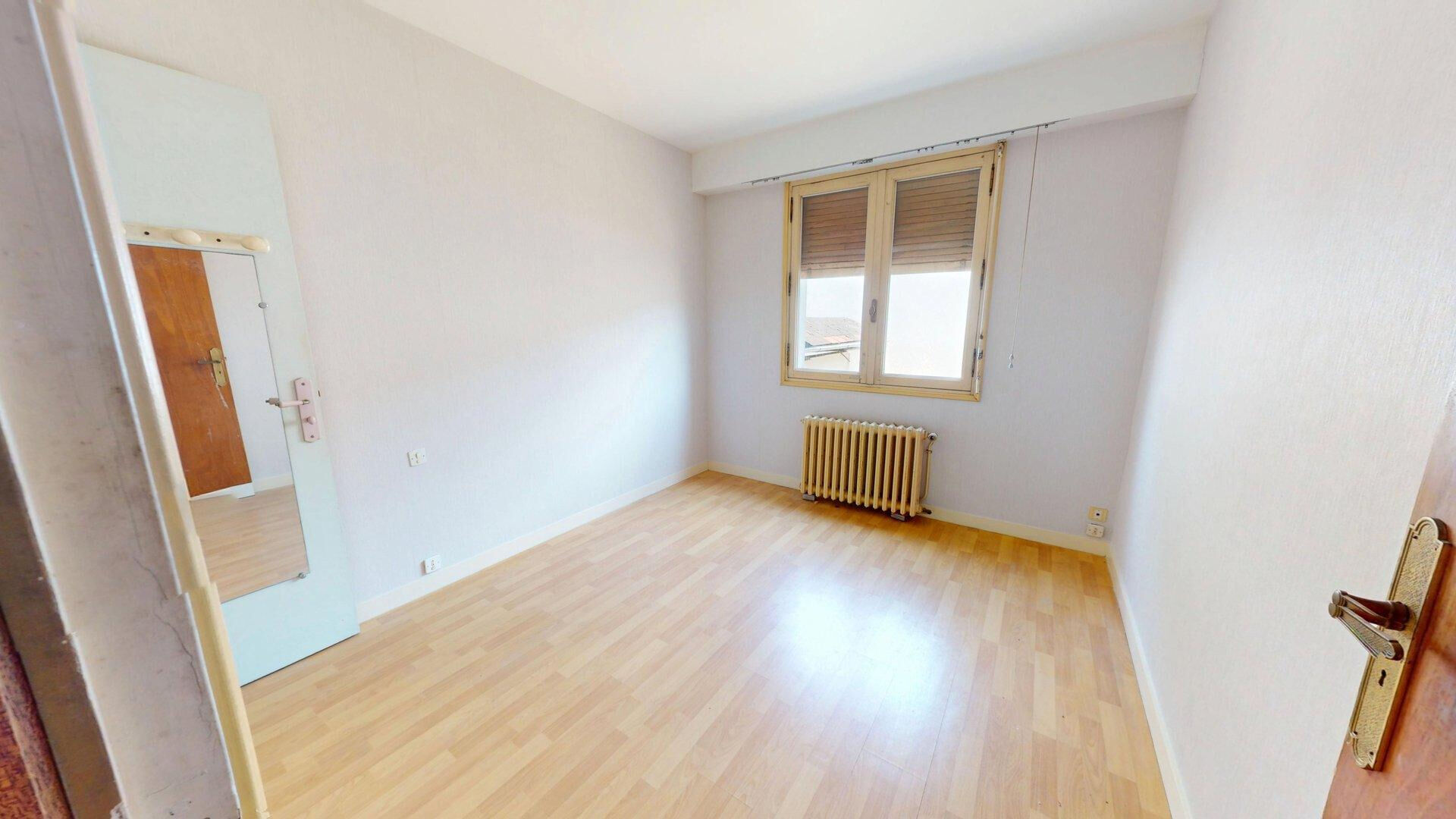 Maison 8 pièces à vendre à Royan, proche commodités et mer