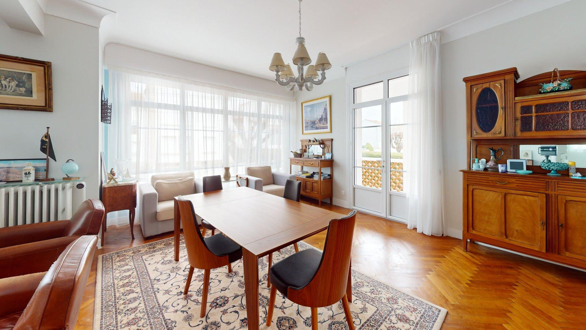 Maison à vendre à Royan - Le Chay