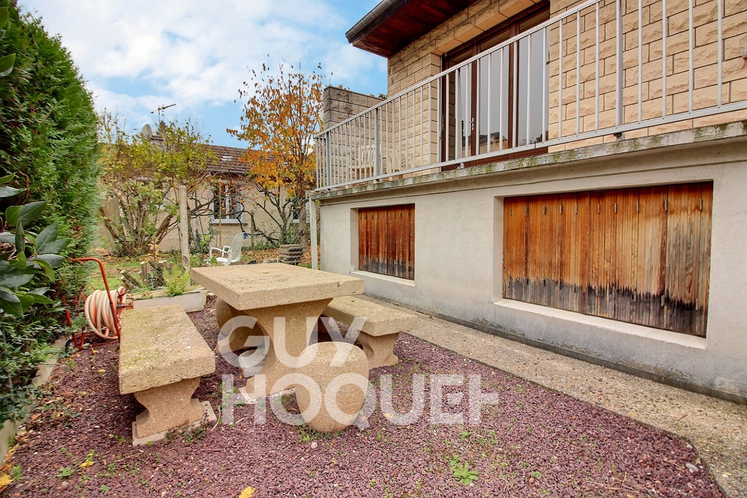 Maison à vendre MONT VALERIEN - 5 pièces, calme et lumineux