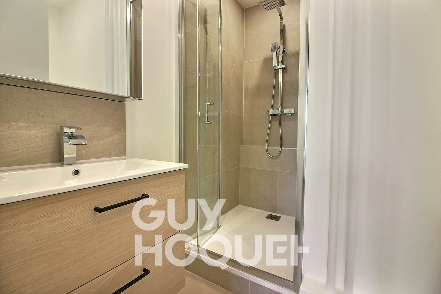 Deux pièces meublé - Buzenval