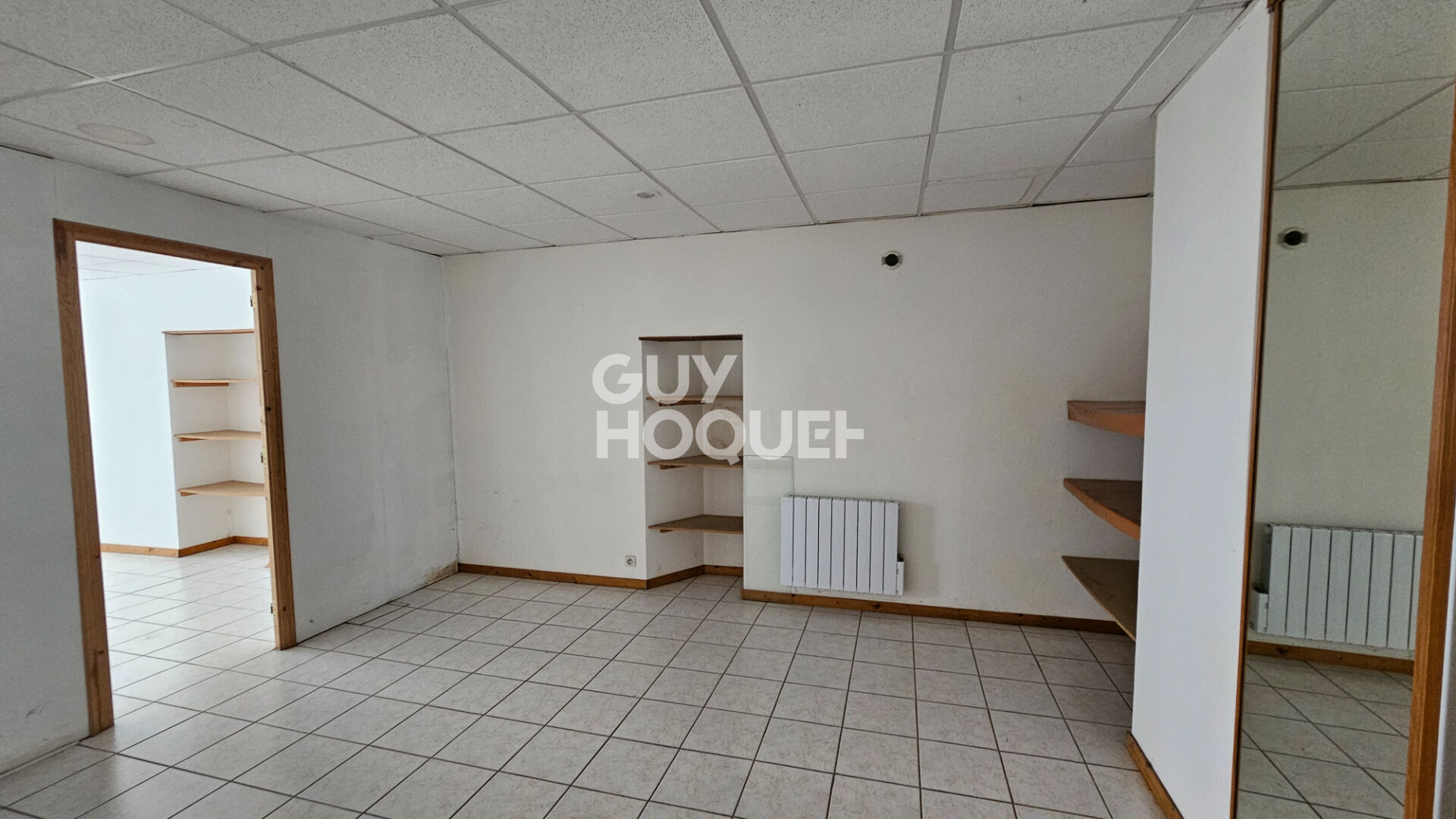 Centre RUGLES - Local Commercial