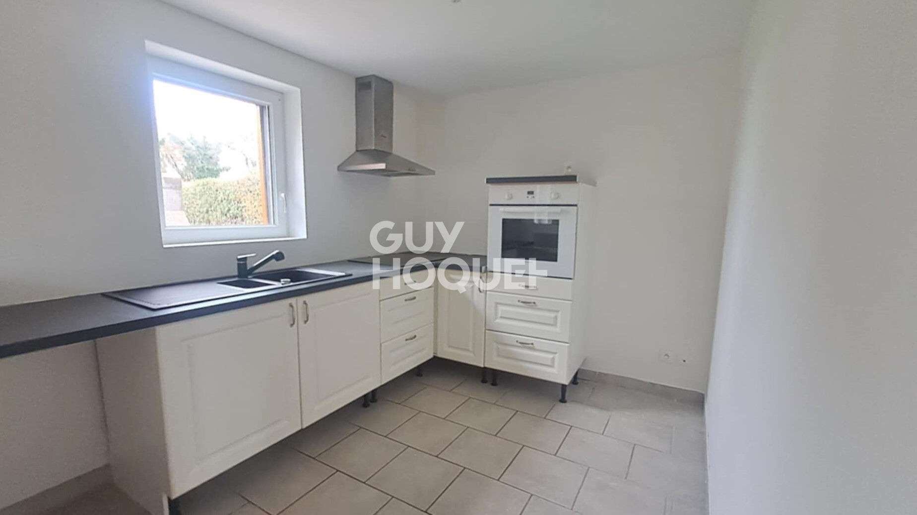 PROCHE RUGLES - Maison en parfait état