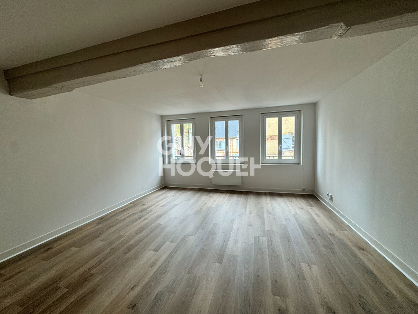Centre RUGLES - appartement F5