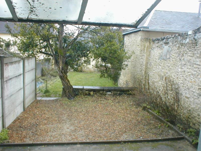 À louer, maison d'environ 73,41 m², 4 pièces à VALLON SUR GEE (72540).