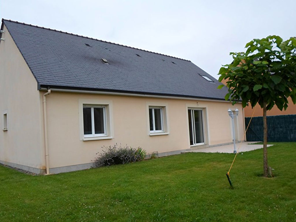 Maison 4 pièces d'une surface habitable de 93,5 m² à louer à BOUERE (53290).