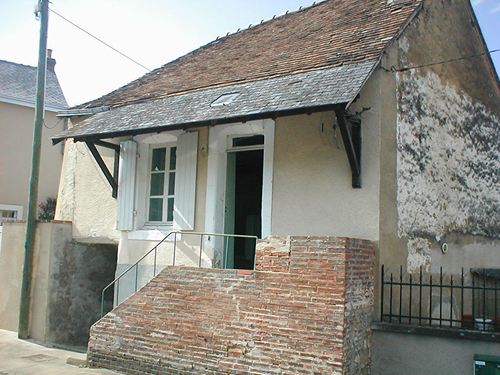 PRECIGNE - MAIS CENTRE BOURG