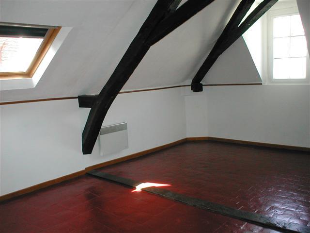 Appartement de 4 pièces à louer à SABLE SUR SARTHE (72300).