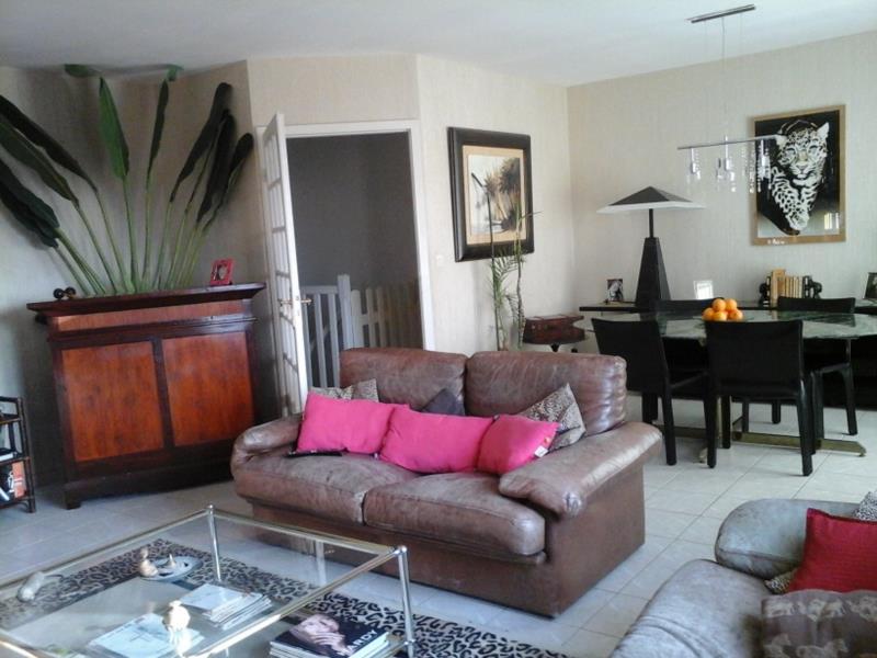 SEINGBOUSE - Maison individuelle de plain-pied. Beau terrain 