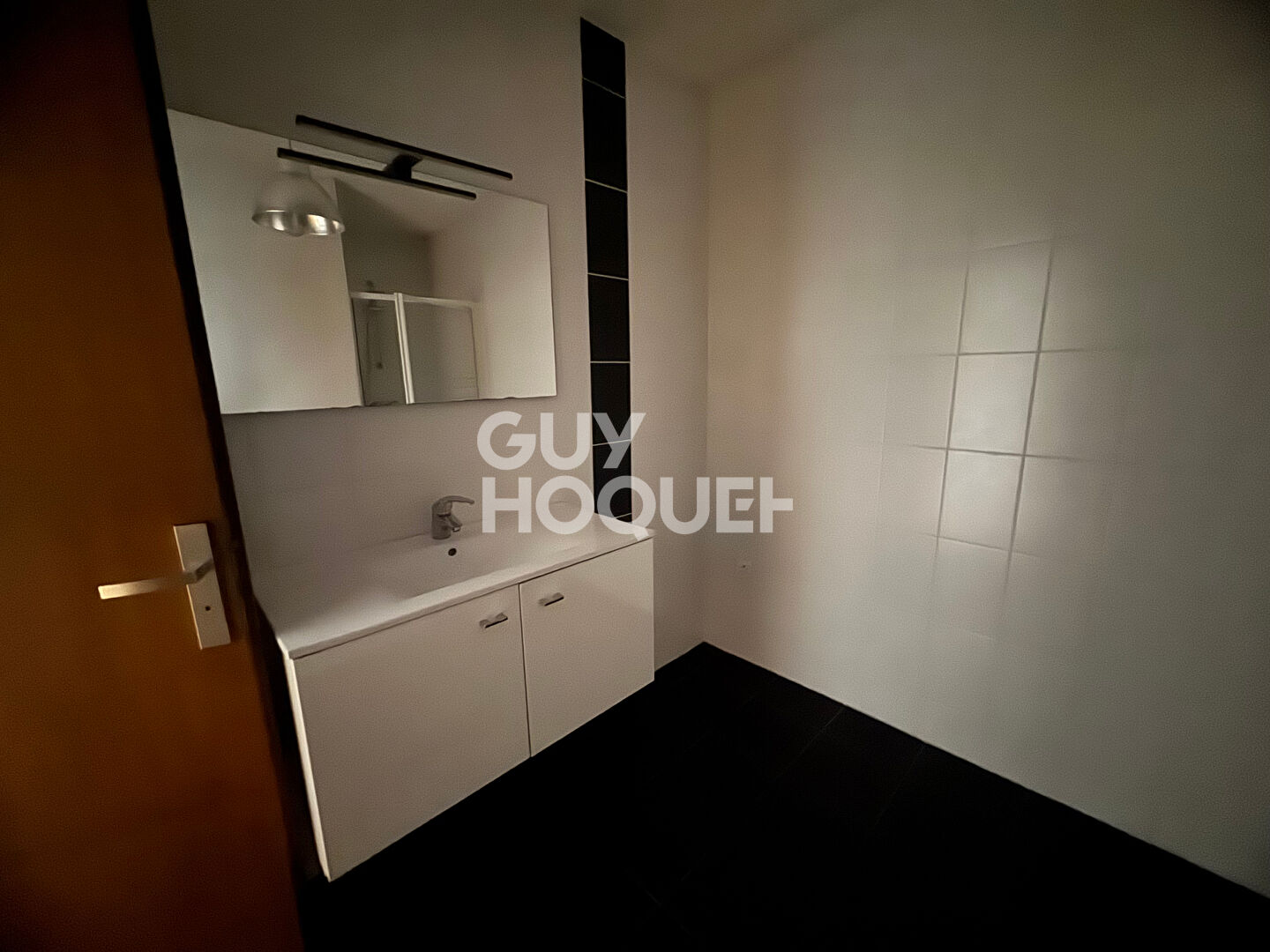 Appartement Saint Avold 2 pièce(s) 57 m2 avec garage et balcon