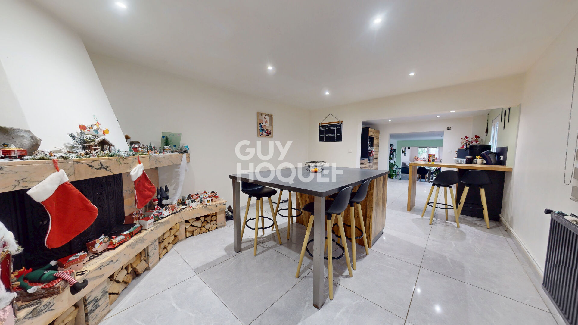 Maison 8 pièce(s) à Viller