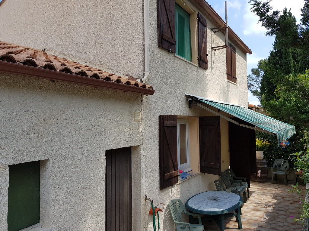 Prades Le Lez Maison 4 pièces 93 m2 sur jardin 348 m2+ Garage