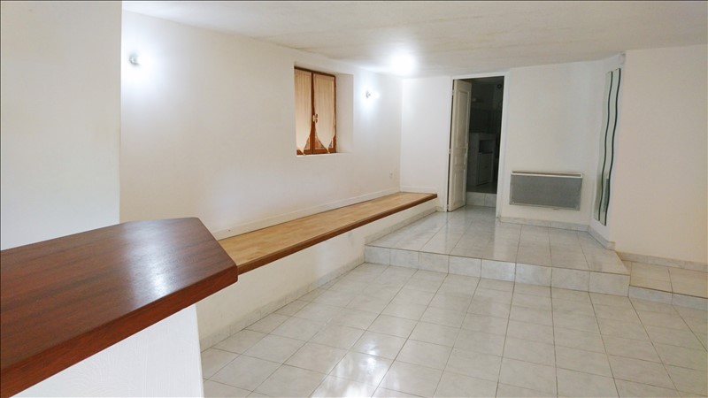 ST MARTIN DE LONDRES STUDIO RDC