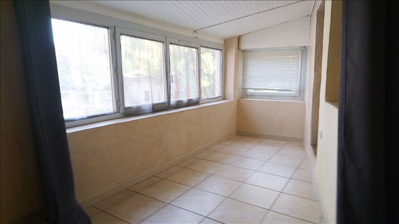Saint Martin de Londres appartement T2 avec véranda terrasse