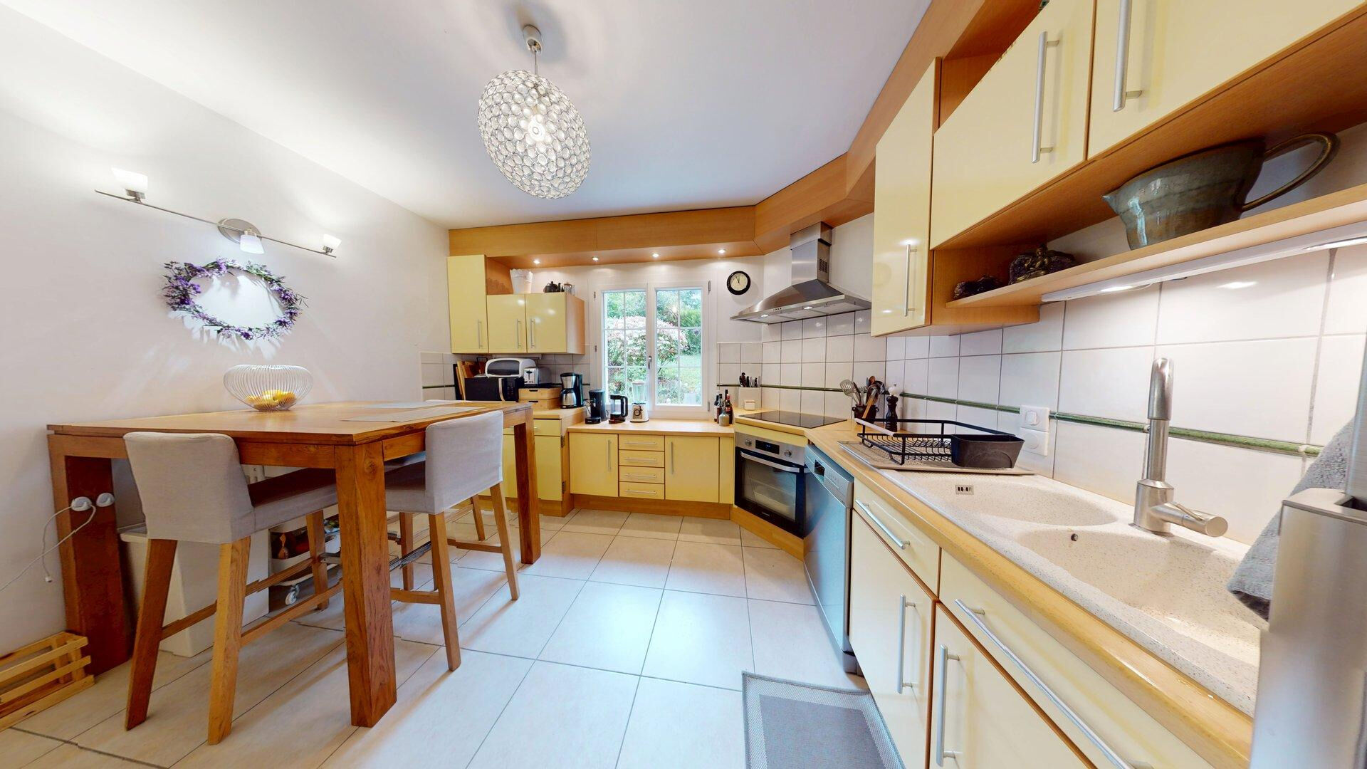 Maison Saint Cyr Sur Loire 8 pièces 164 m2