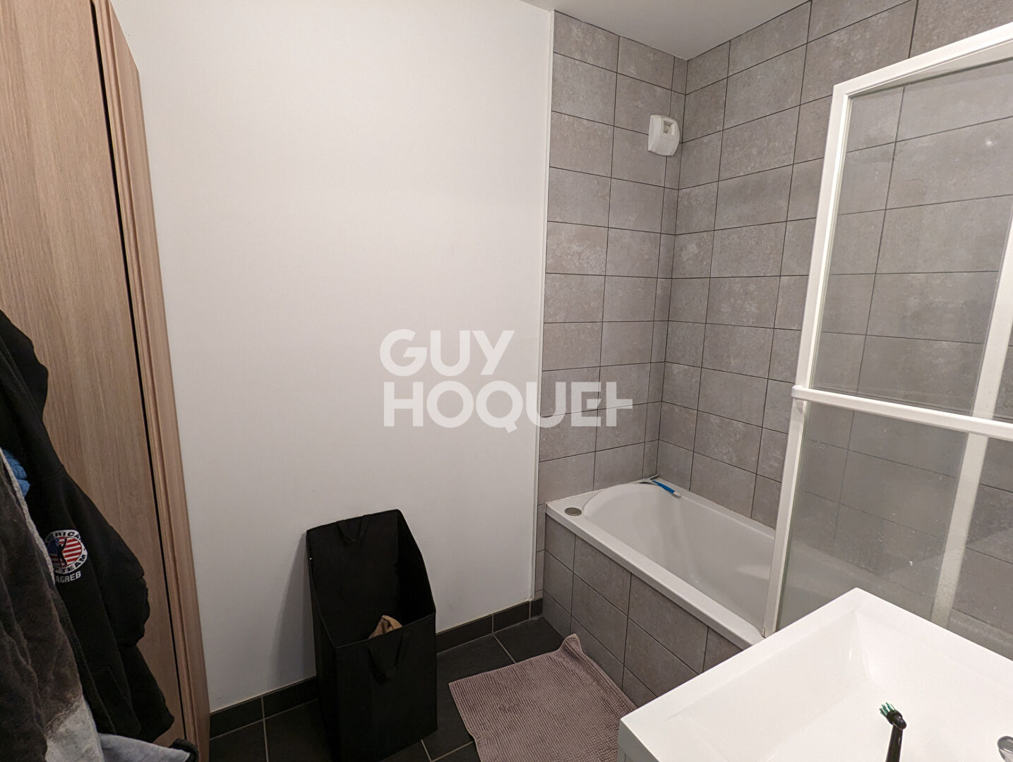 Appartement a louer - 3 pièce(s) - 62.63 m2 - Surfyn