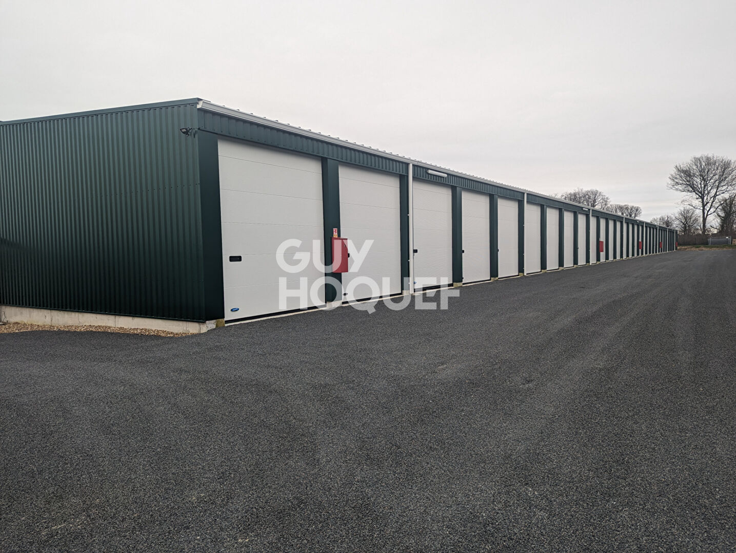 Parking / box Monnaie 28 m2