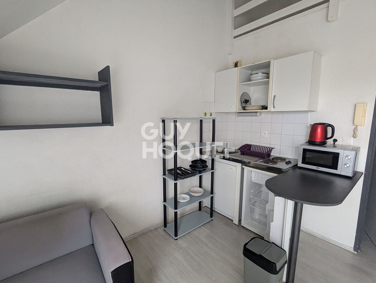 Location d'un appartement F1 meublé avec mezzanine à TOURS GARE