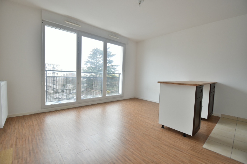 Appartement 1 pièces -Fontenay Le Fleury