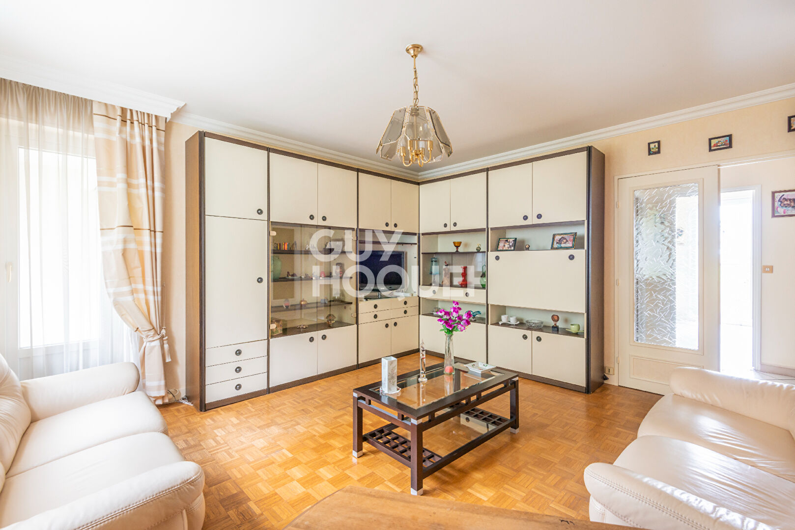 APPARTEMENT 3 PIECES À SAINT CYR L'ECOLE