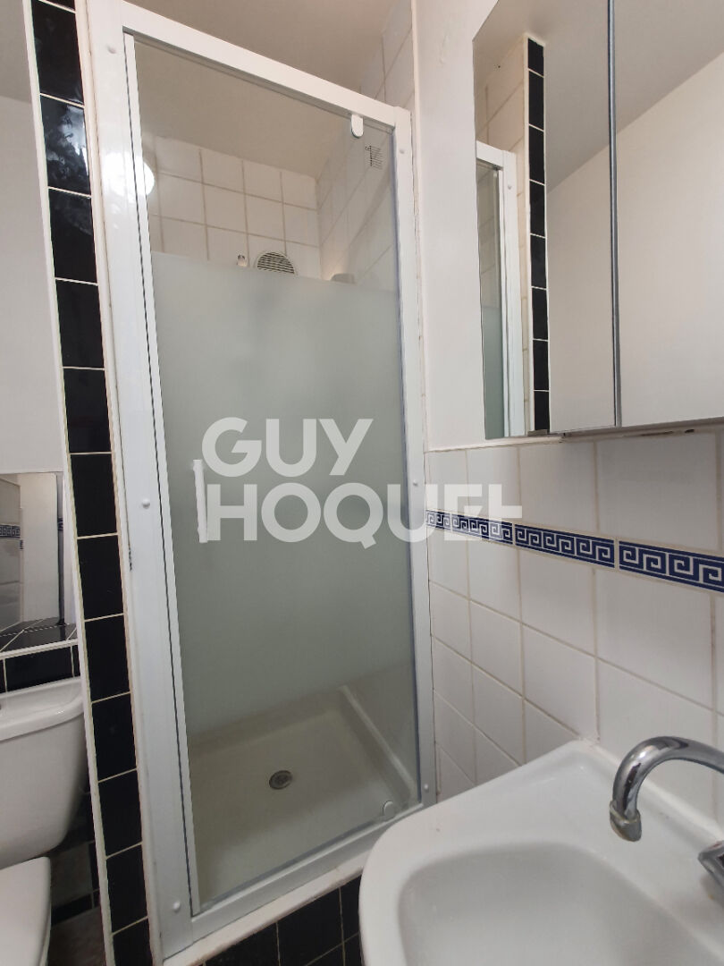 Appartement Fontenay le FLeury 1 pièce(s) 27 m2