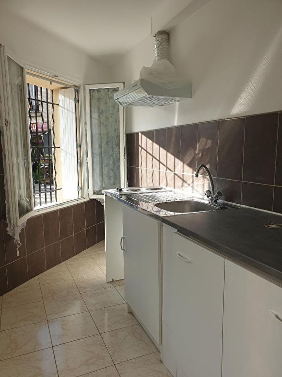 Appartement Saint Denis 1 pièce 27.54 m2