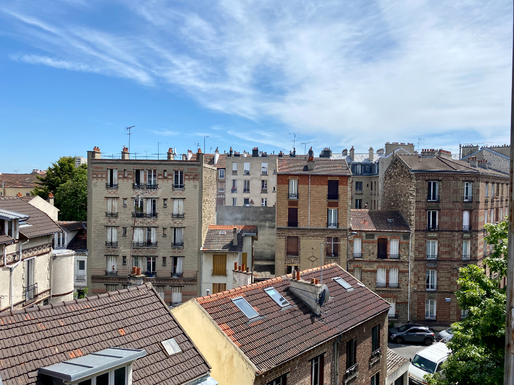 F2 45 m² Dernier étage vue dégagée