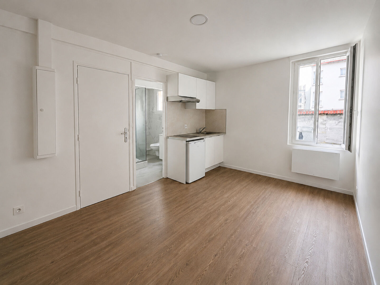 Studio 17 m2 à 3 mn du métro Pte de Paris