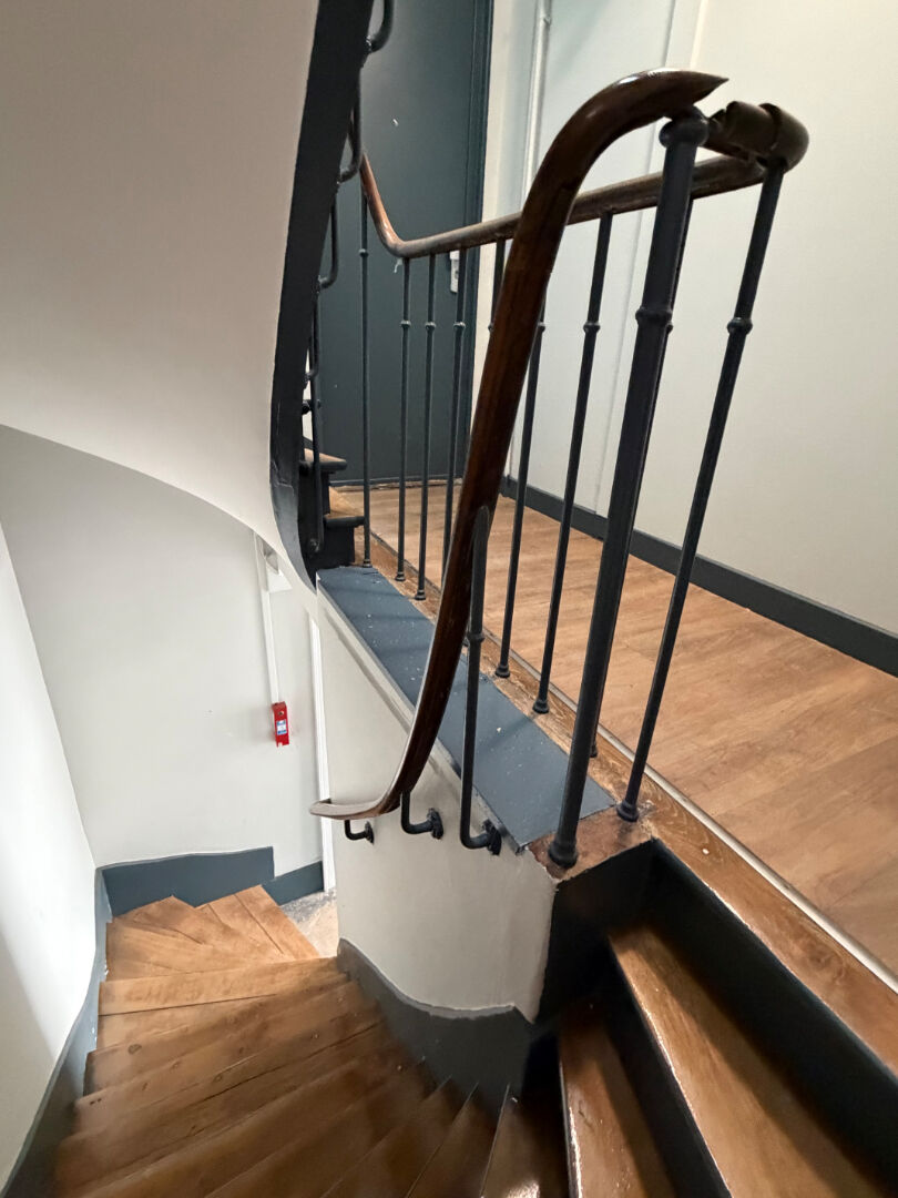 Studio 17 m2 à 3 mn du métro Pte de Paris
