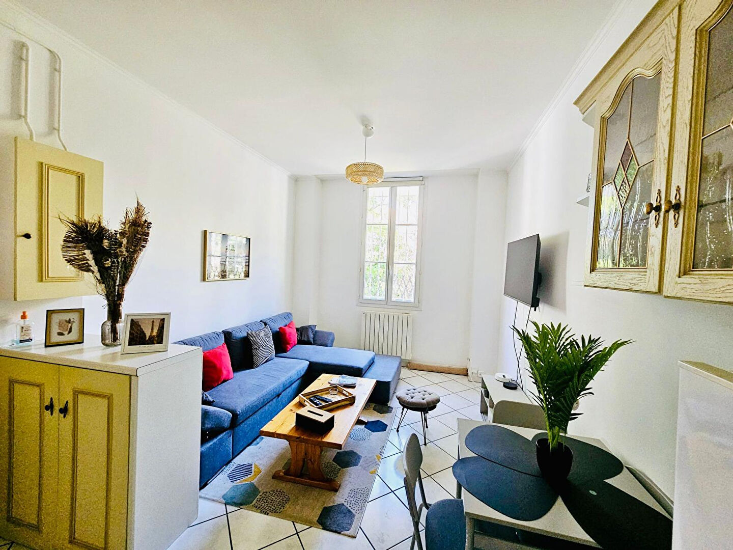 Appartement Saint-denis 2 pièces 32.72 m2 à 5min de la Basilique de Saint-Denis