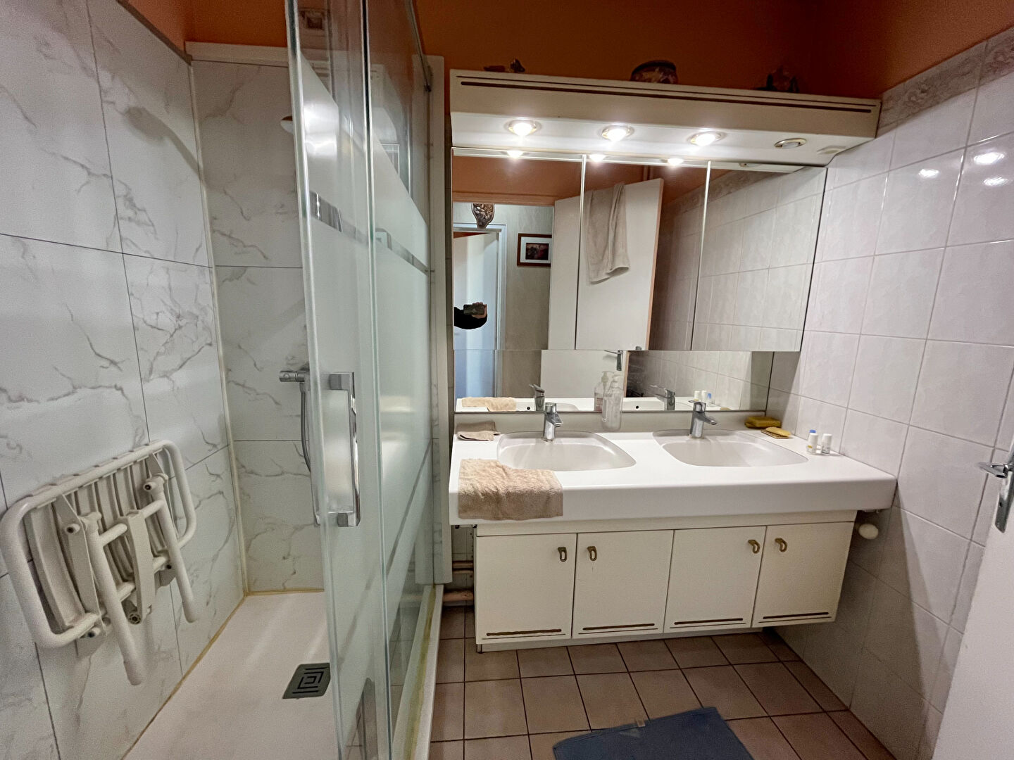 Agréable F3 de 66 m² + pkg + cave