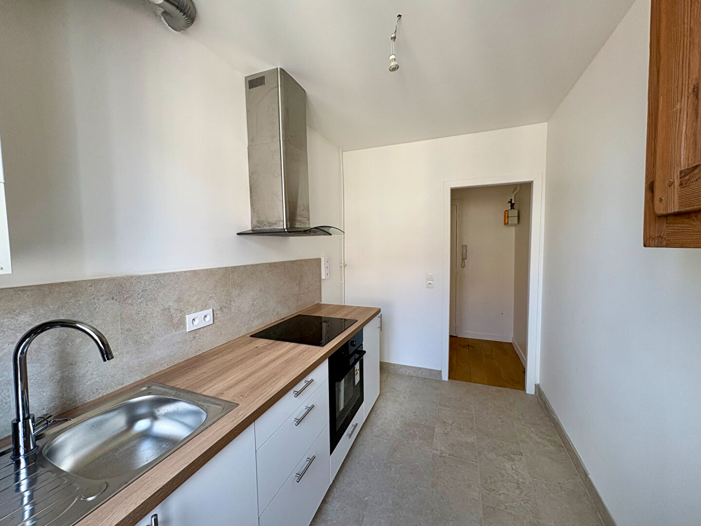 À louer - F2 de 44,59 m²  rénové à SAINT-DENIS