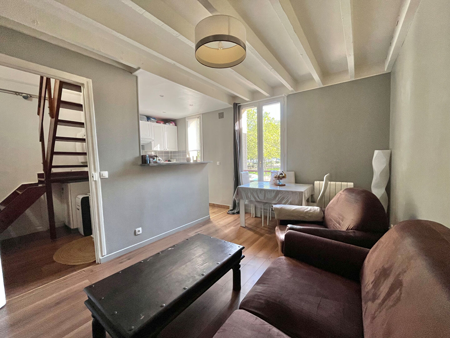 F2 duplex de 36m² au sol et 27m² Loi Carrez