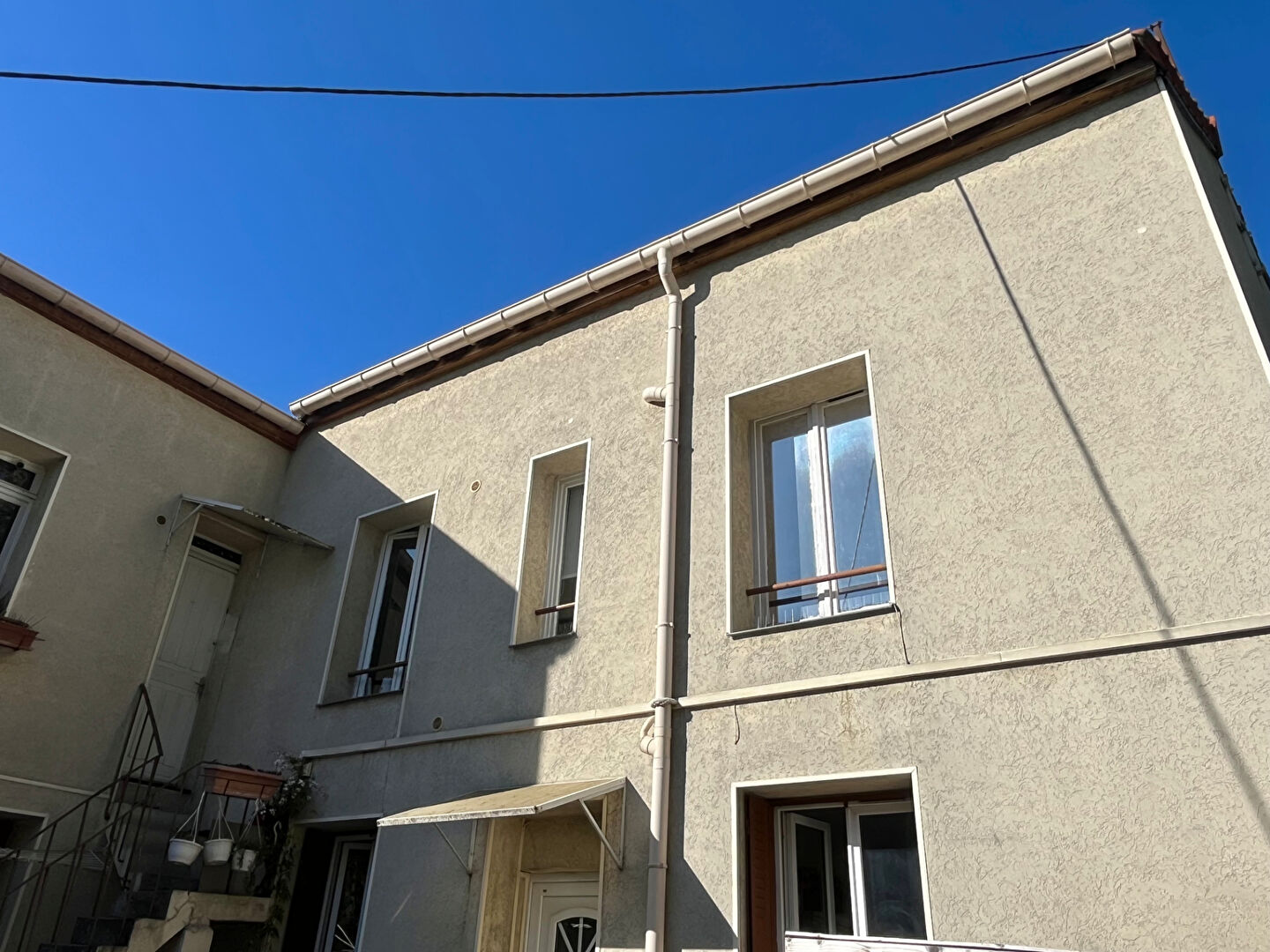 F2 duplex de 36m² au sol et 27m² Loi Carrez