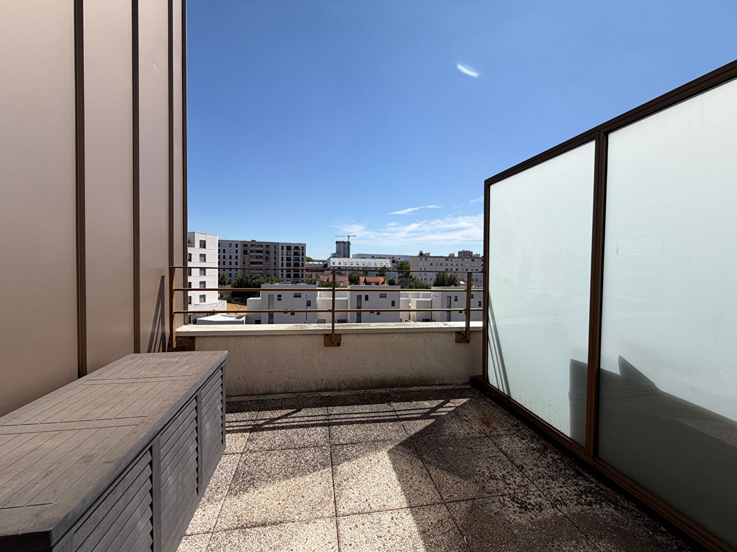 F4 de 86 m² + 34 m² terrasse à 14mn du Métro Université