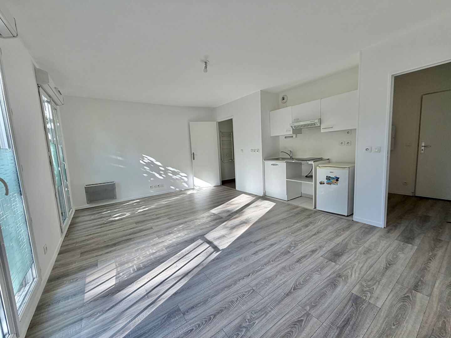 F1 de 31 m²  sans vis à vis M° Pleyel