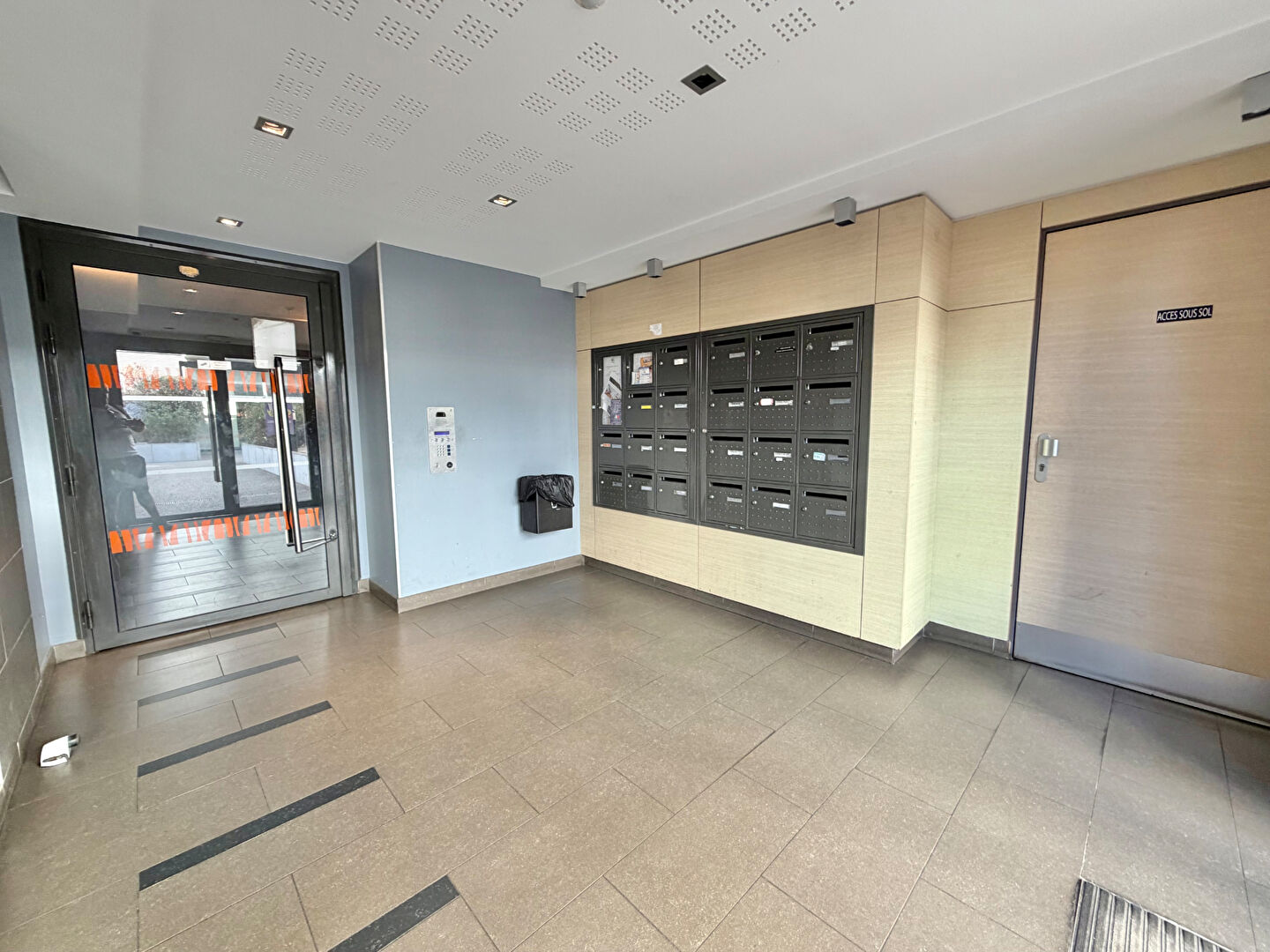 F1 de 31 m²  sans vis à vis M° Pleyel