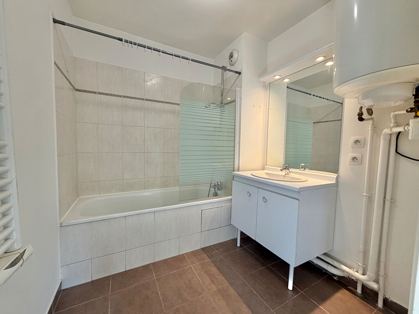 F1 de 31 m²  sans vis à vis M° Pleyel